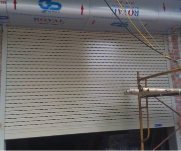 Thi Công Lắp Đặt Cửa Cuốn